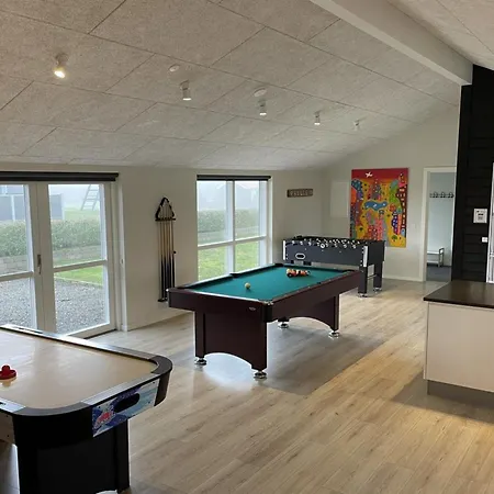 Yakari - 300m From The Sea By Interhome