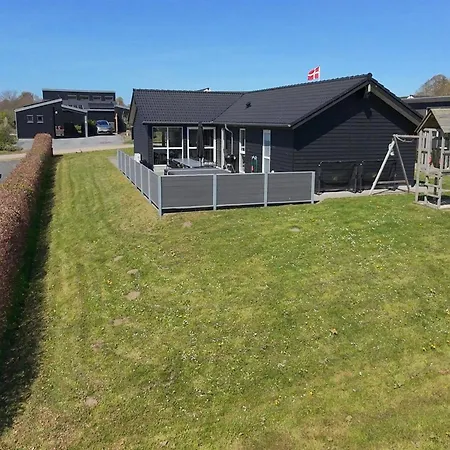 Yakari - 300m From The Sea By Interhome * Haderslev