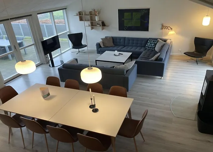 Yakari - 300m From The Sea By Interhome