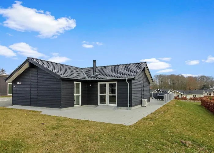 Yakari - 300m From The Sea By Interhome *